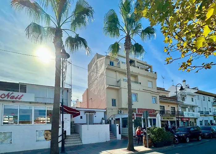 Casa En Pleno Centro De La Cala De Mijas By Holidays2Rent